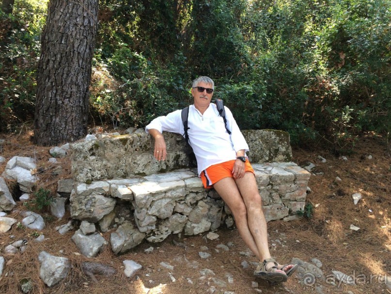 Что можно рассказать про необитаемый остров Локрум