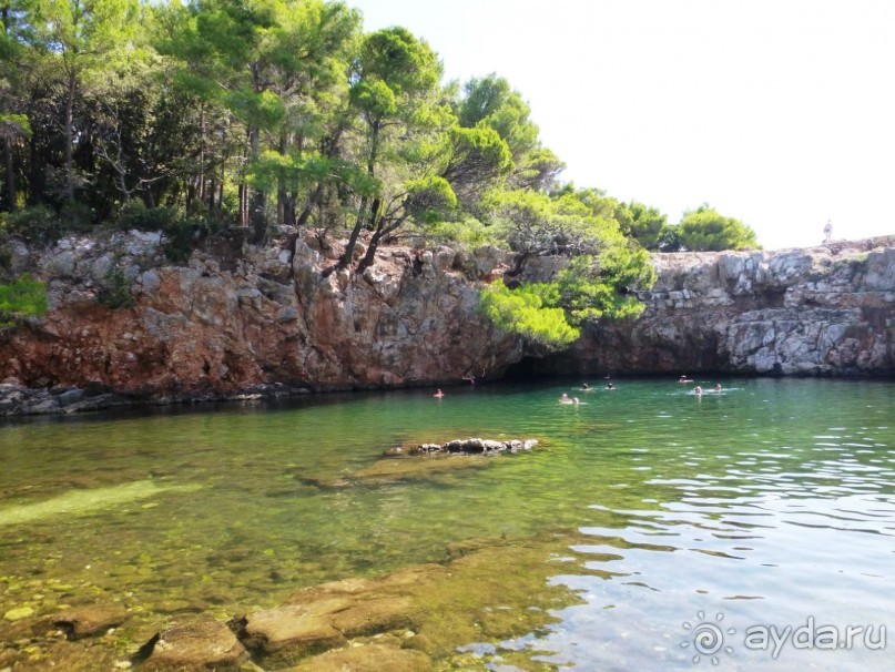 Что можно рассказать про необитаемый остров Локрум