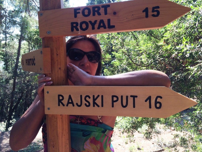 Что можно рассказать про необитаемый остров Локрум