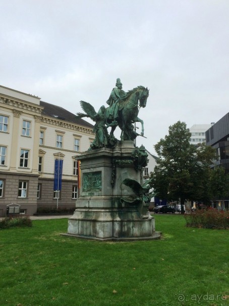 Полдня в Дюссельдорфе Полдня в Дюссельдорфе