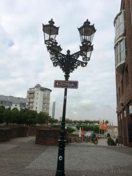 Полдня в Дюссельдорфе Полдня в Дюссельдорфе