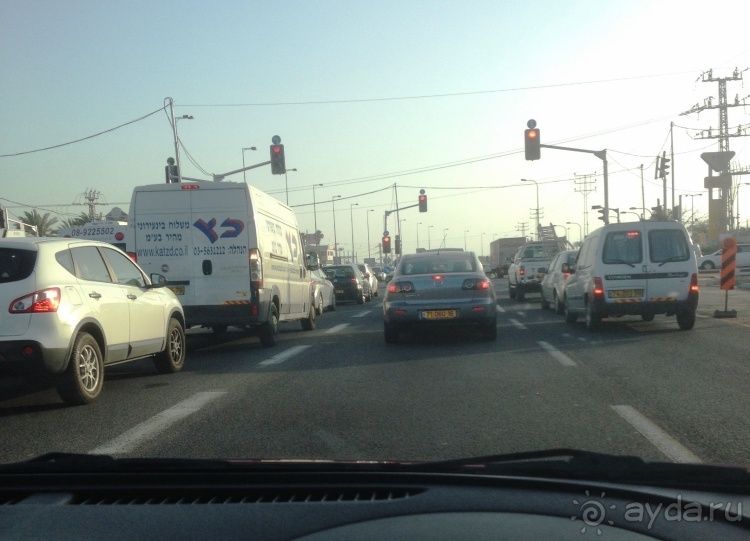 Трое в "Микре" не считая собаки (пустыня)