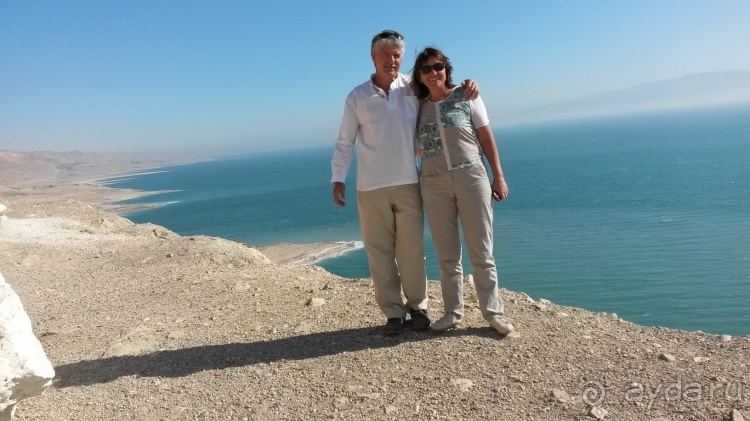 Трое в "Микре" не считая собаки (пустыня)