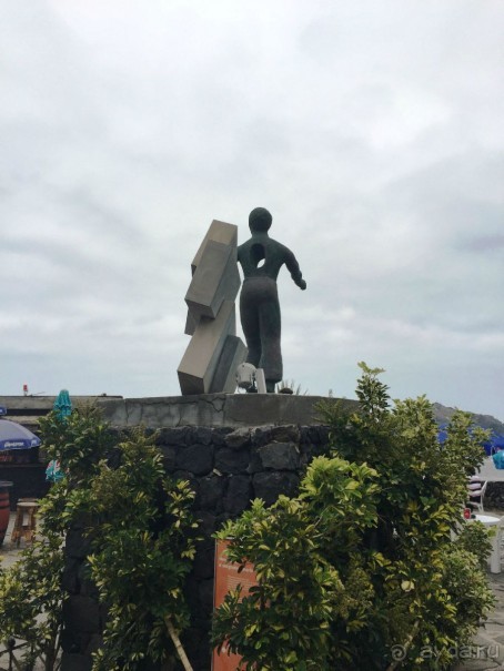 Тенерифе. Горачико. Памятник Эмигранту