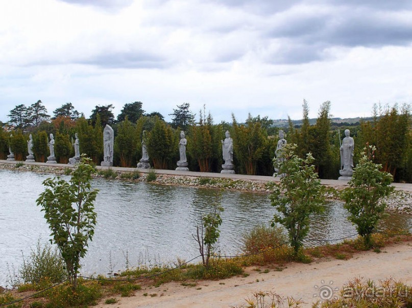 Будды Бумбарала — протест и красота