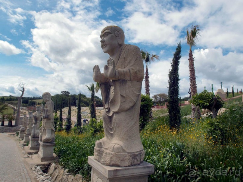 Будды Бумбарала — протест и красота