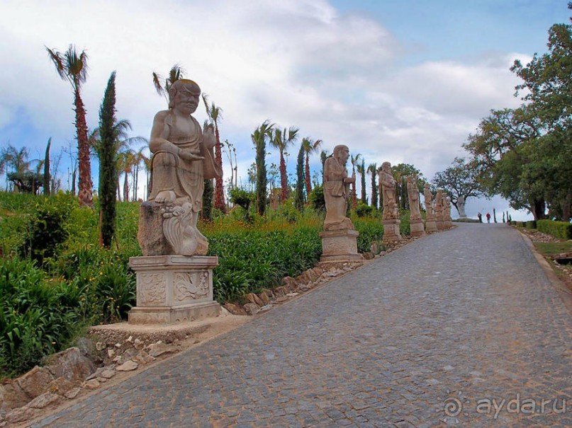 Будды Бумбарала — протест и красота