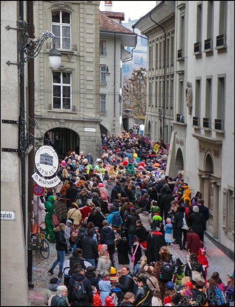 "Детский" карнавал Бёрна