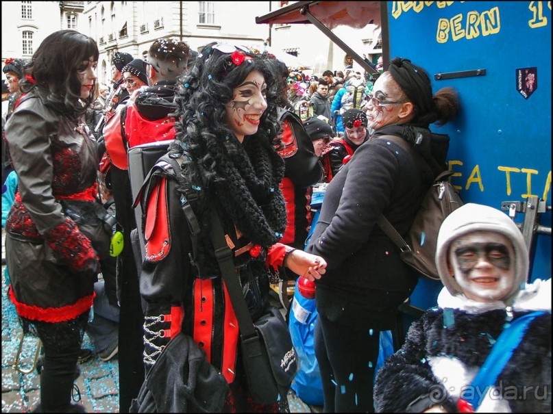 "Детский" карнавал Бёрна