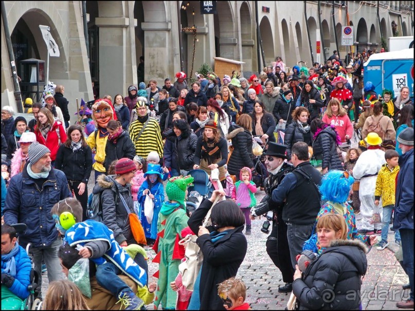 "Детский" карнавал Бёрна