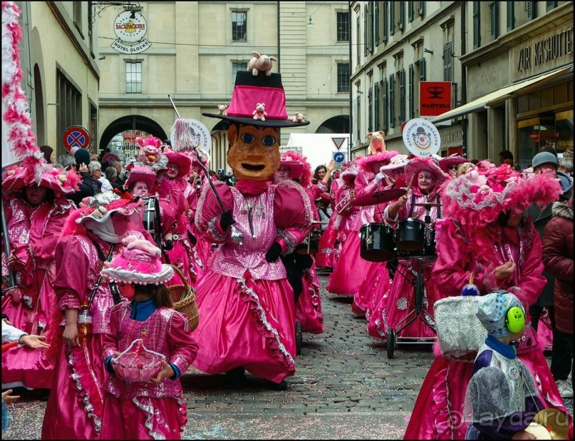 "Детский" карнавал Бёрна