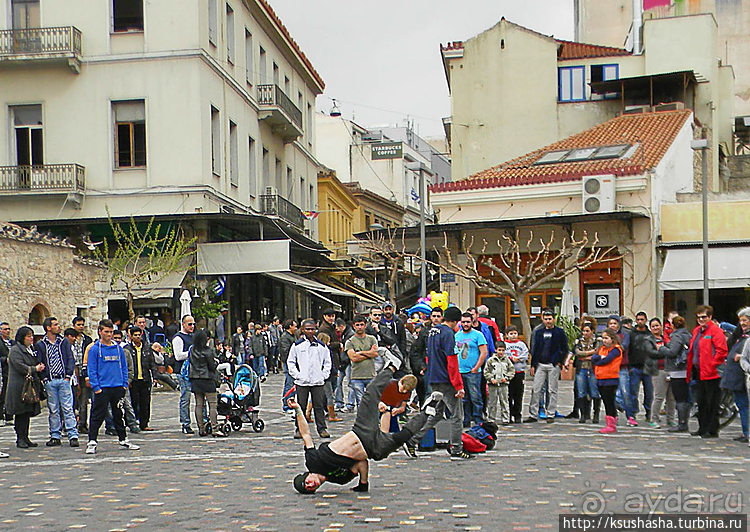 Монастираки — точка пересечения улиц и эпох