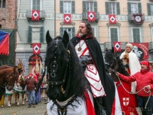 Оранжевое безумие (Ивреа)