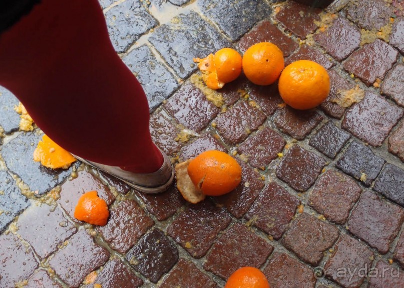 Оранжевое безумие (Ивреа)