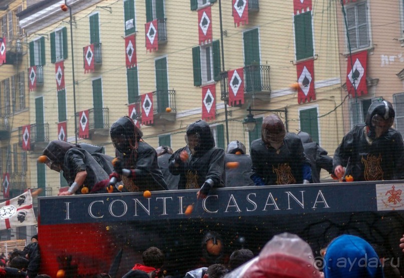 Оранжевое безумие (Ивреа)