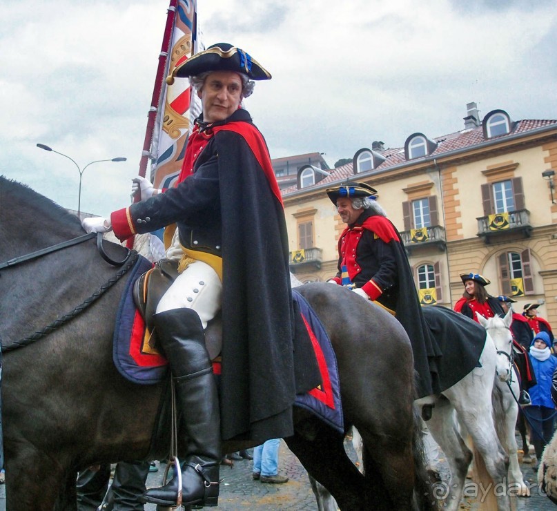 Оранжевое безумие (Ивреа)