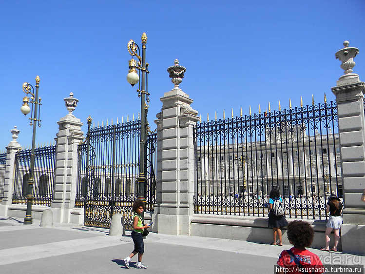 Королевский дворец и сады Сабатини