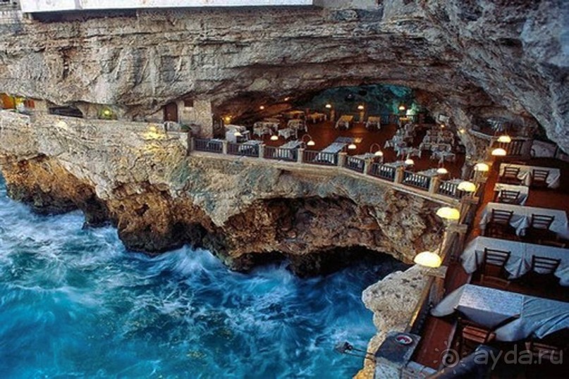 Полиньяно . Одной открытки для