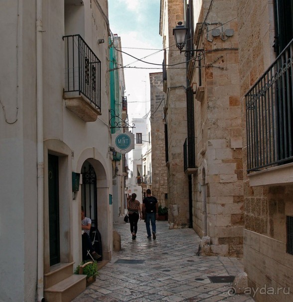 Полиньяно . Одной открытки для