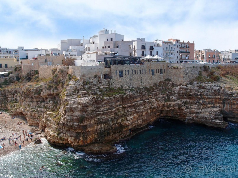 Полиньяно . Одной открытки для