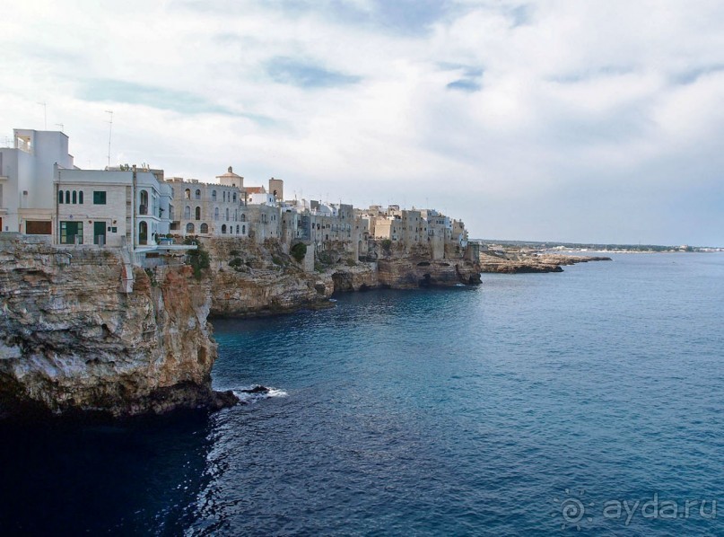 Полиньяно . Одной открытки для