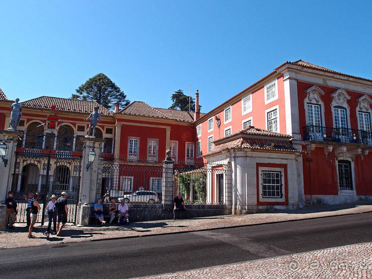 Дворец Маркиза — типичный и необычный