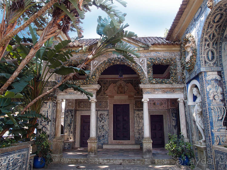 Дворец Маркиза — типичный и необычный