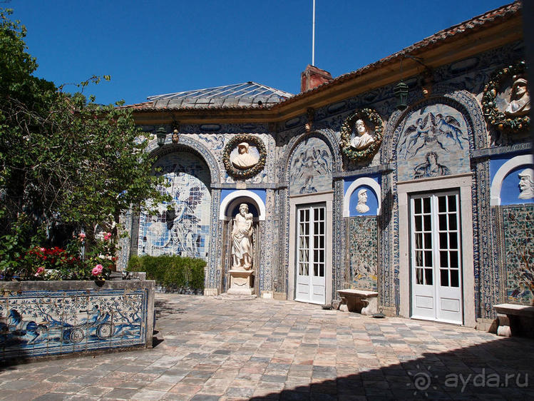 Дворец Маркиза — типичный и необычный