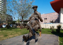 Корзина с Паяцами