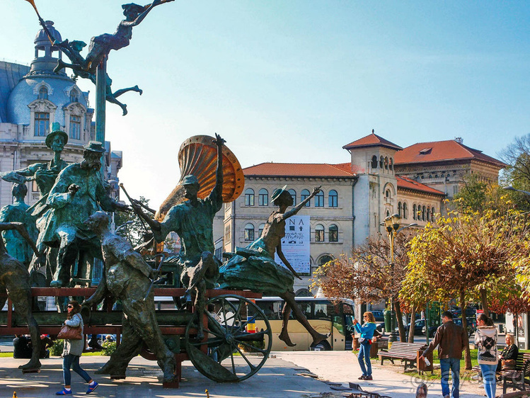 Корзина с Паяцами