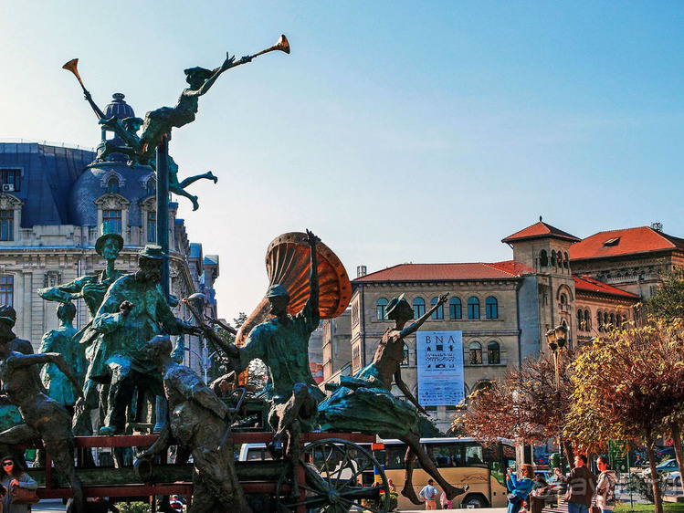 Корзина с Паяцами