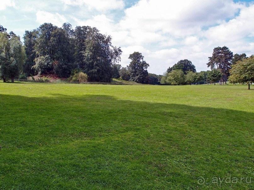 Прогулка в парке Лакен