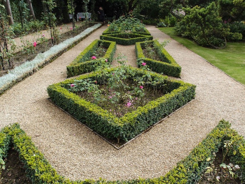На деревню к богатому дедушке