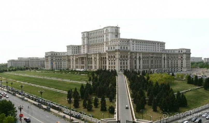 Утро в Бухаресте. Патриарший холм