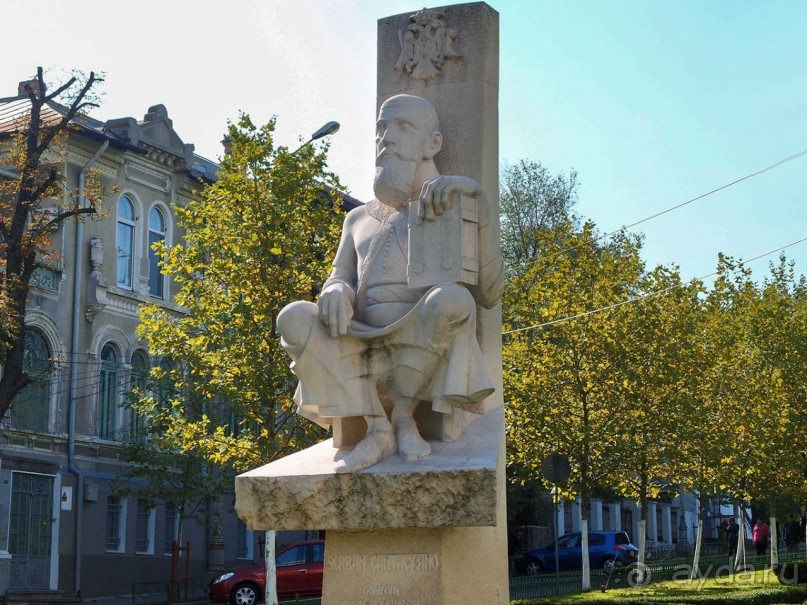 Утро в Бухаресте. Патриарший холм