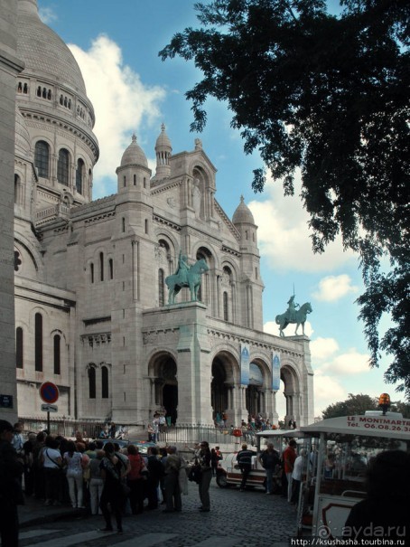 Альбом отзыва "Непередаваемая атмосфера Парижа"