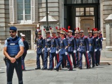 Роскошь, оружие и искусство по-королевски