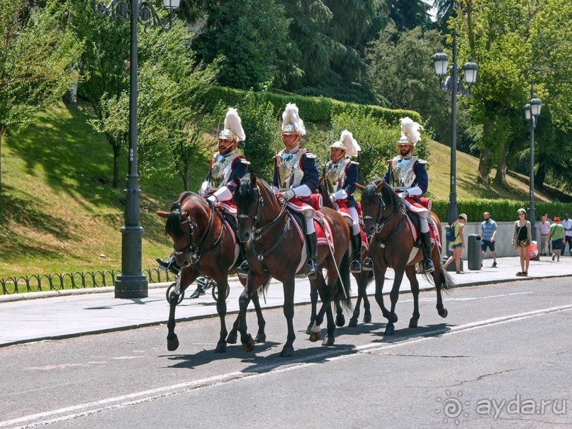 Роскошь, оружие и искусство по-королевски