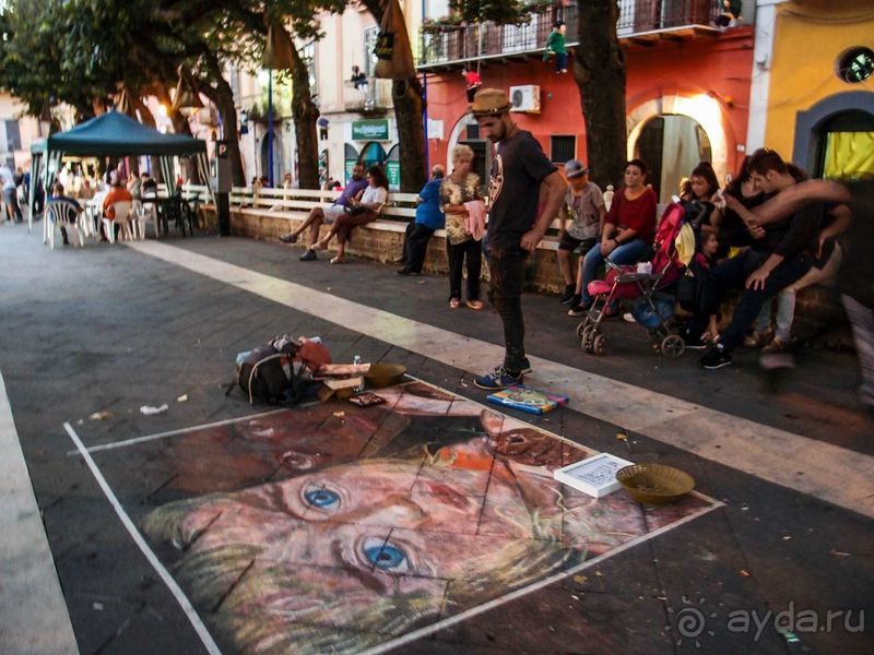 Хлеб, любовь и тарантелла Хлеб, любовь и тарантелла