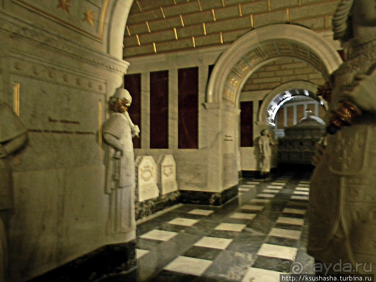 Ошеломительный, гигантский и роскошный Эскориал