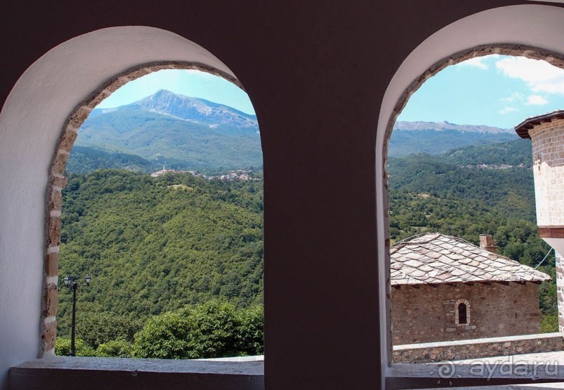 Природа и монастыри Национального парка Маврово