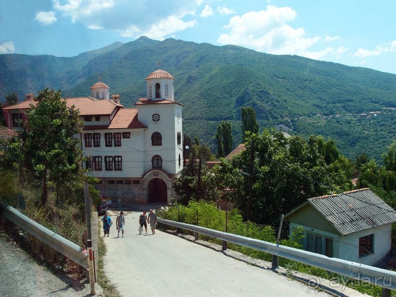 Природа и монастыри Национального парка Маврово