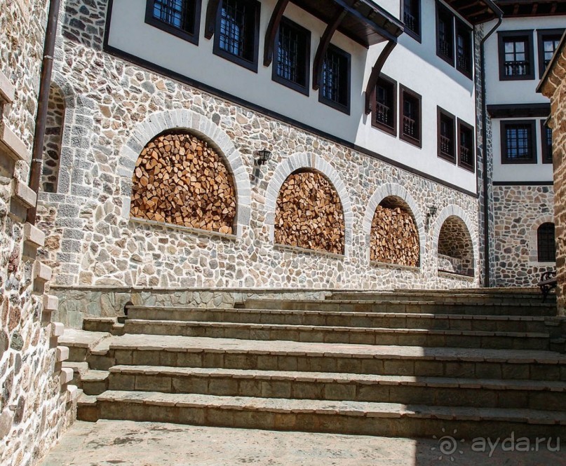 Природа и монастыри Национального парка Маврово