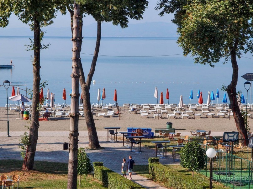 На берегу Охридского озера