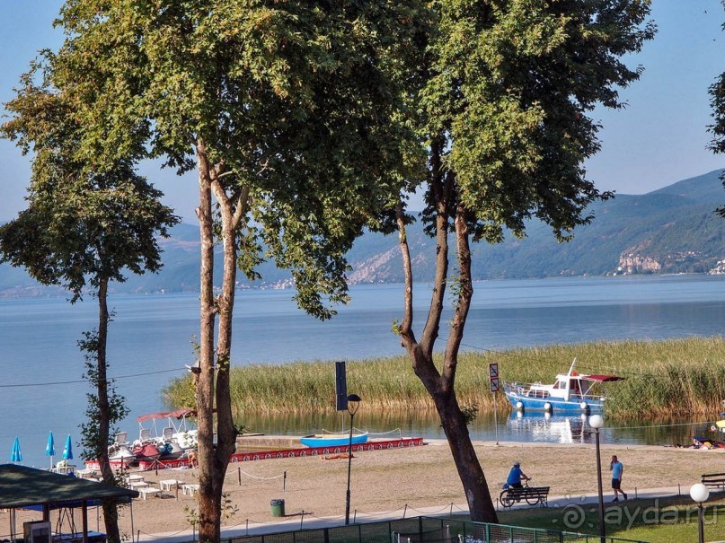 На берегу Охридского озера