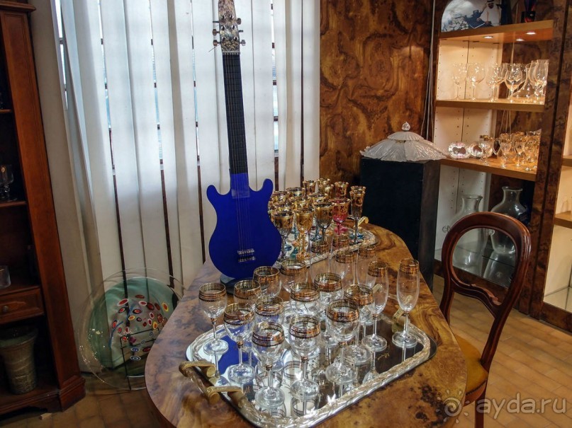 Стеклянная республика