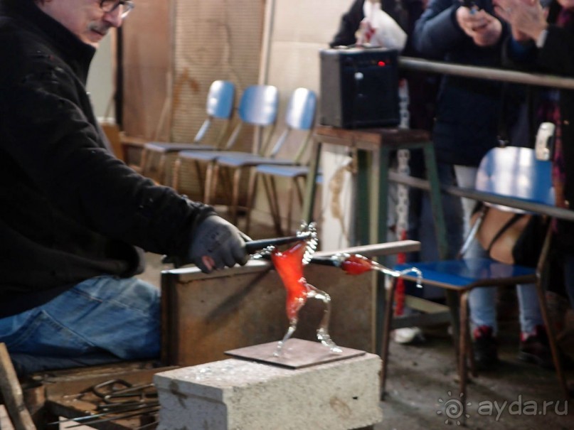 Стеклянная республика