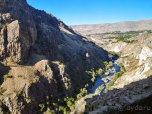 Пещерный город «в разрезе». Вардзиа