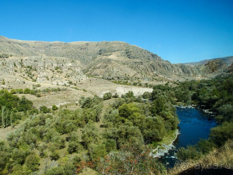Пещерный город «в разрезе». Вардзиа