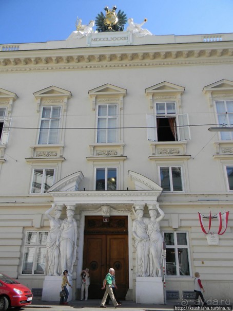 Площадь Йозефа II — реформатора